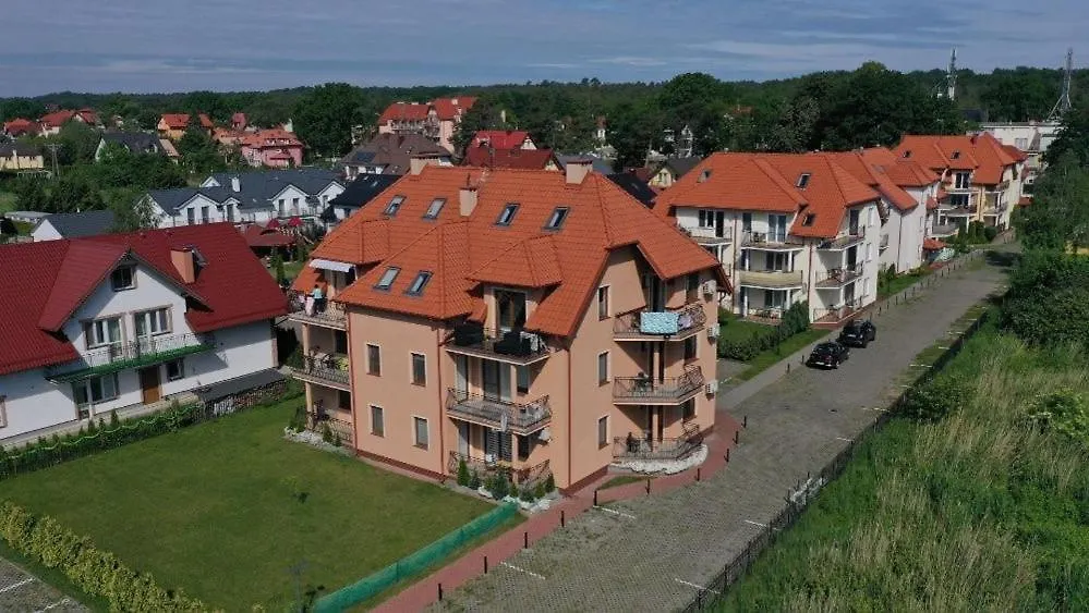 APARTAMENT FAMILIJNY KRYNICA MORSKA - 10 osób 2 poziomy 2 łazienki kuchnia-1