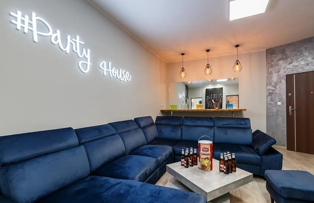 #PartyHouse Poznan-1