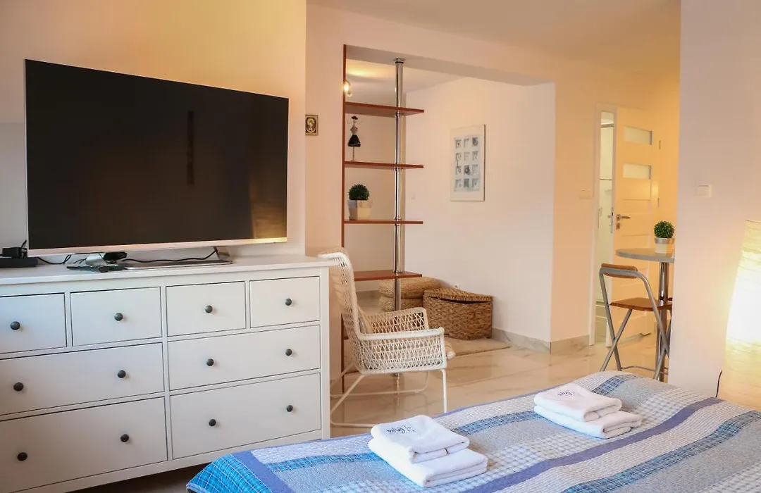 Apartamenty Bryza - Zeromskiego-1