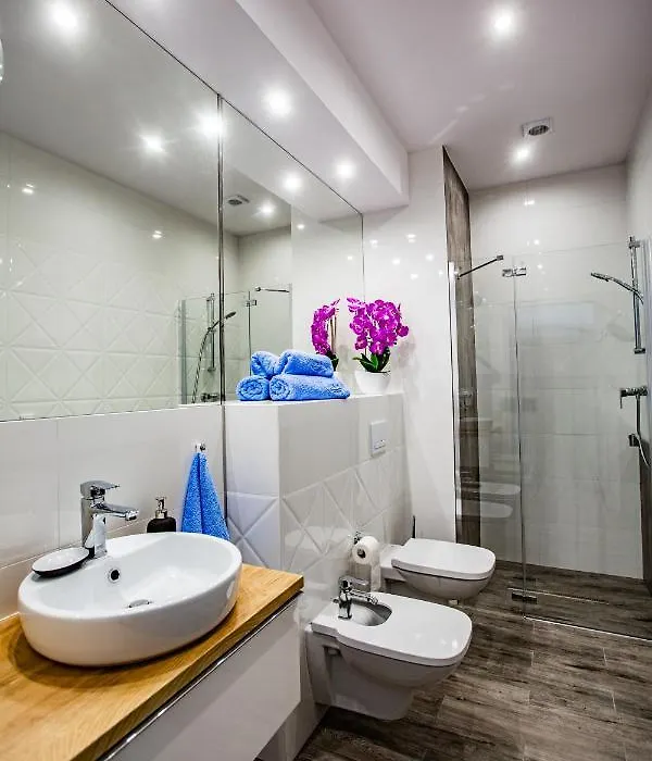 Apartamenty Ola-1