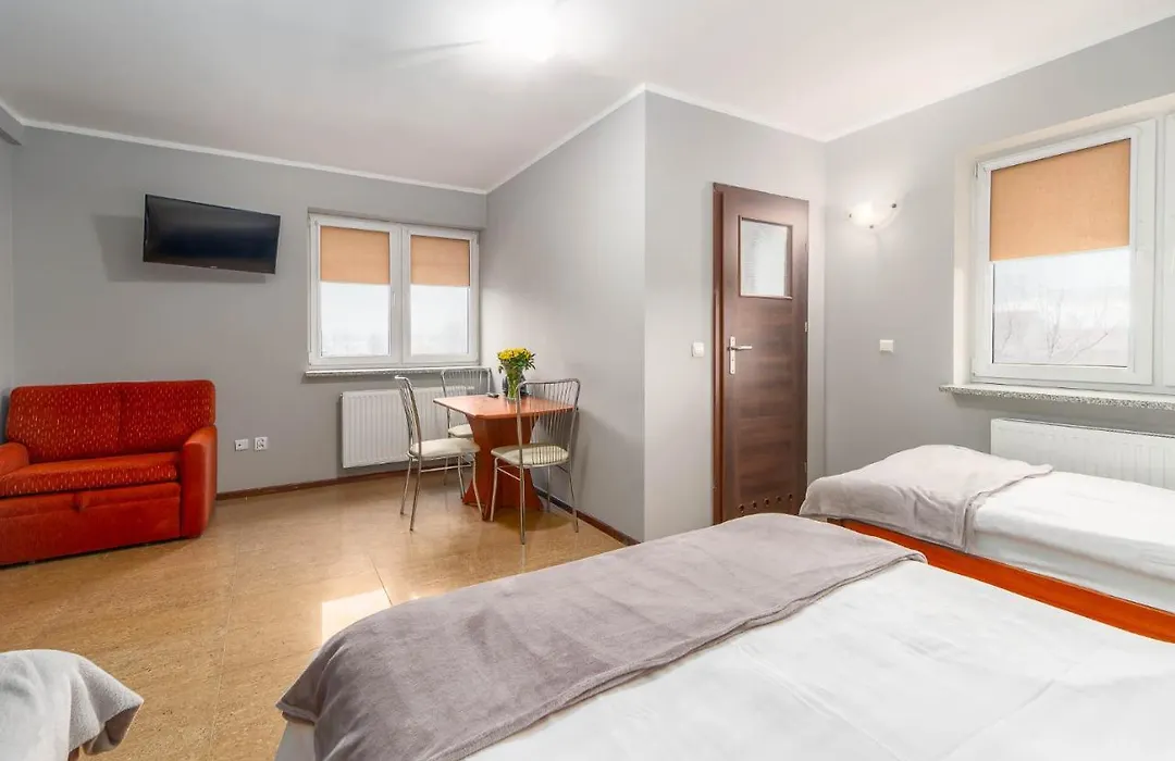 Awenturyn - Pokoje Apartamenty Noclegi Grzybowo-1