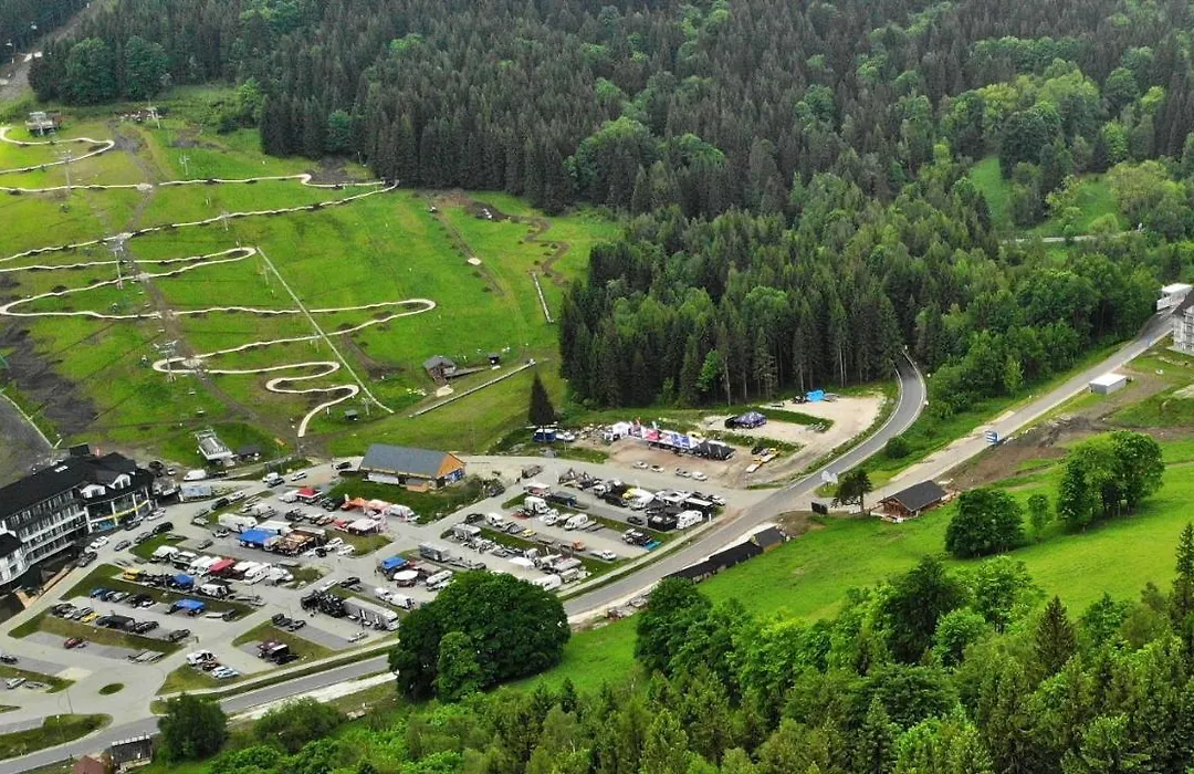 SW Apartamenty Czarna Góra-1