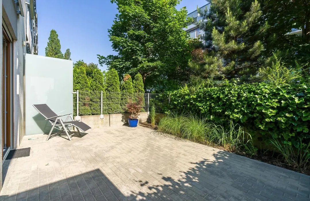 Maraton Gardens Apartments By Noclegi Renters-1