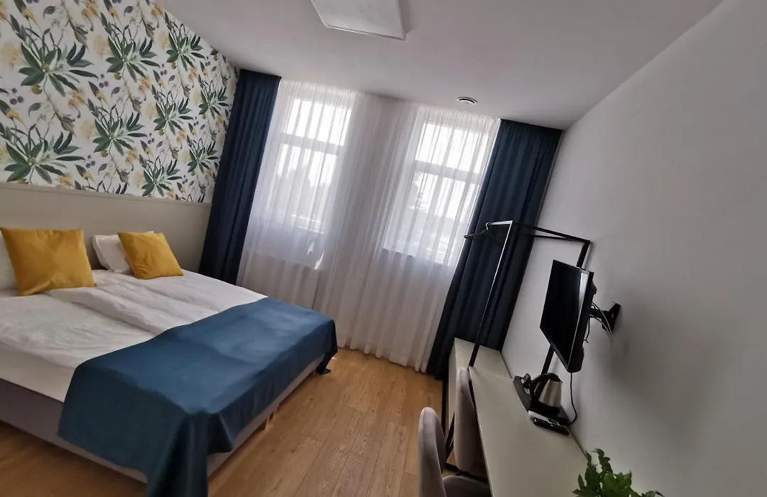 Restauracja ,,Biała Dama,,-1