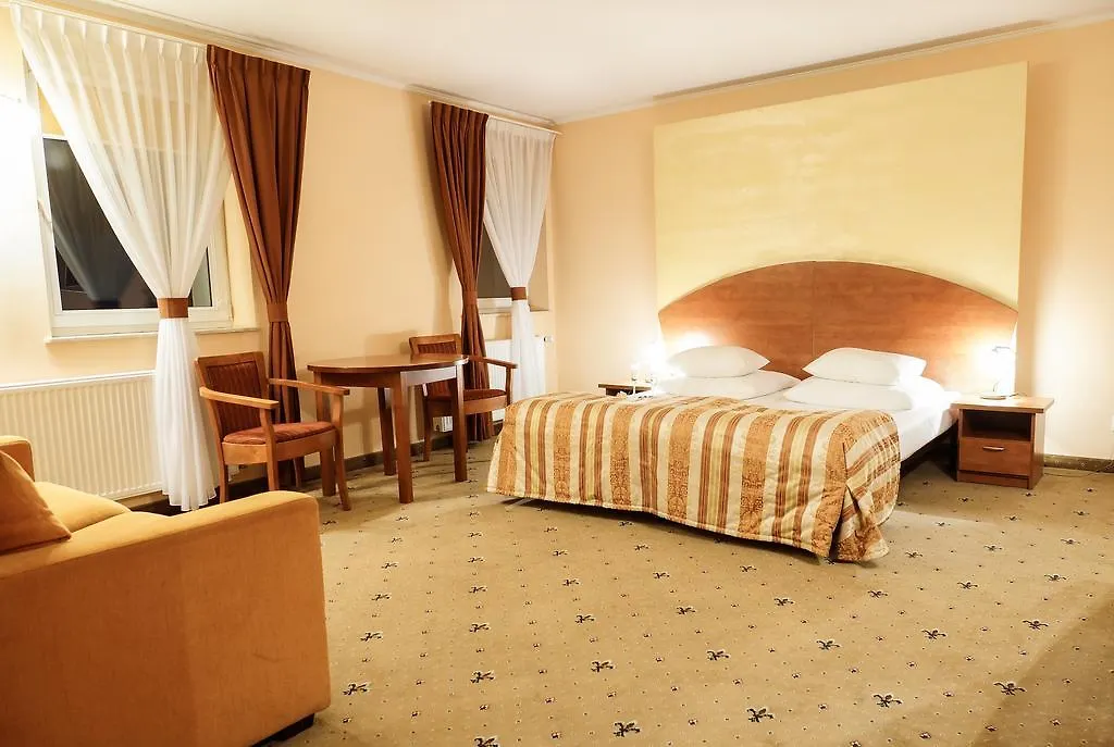 Hotel City-1