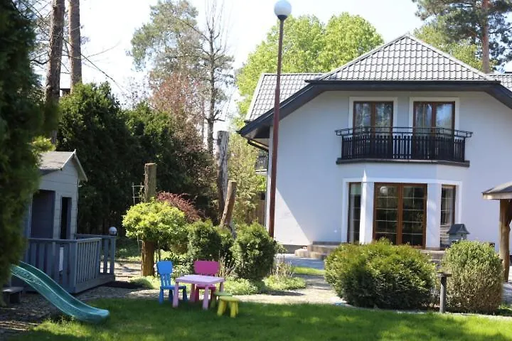 Hotel POD RÓŻAMI-1