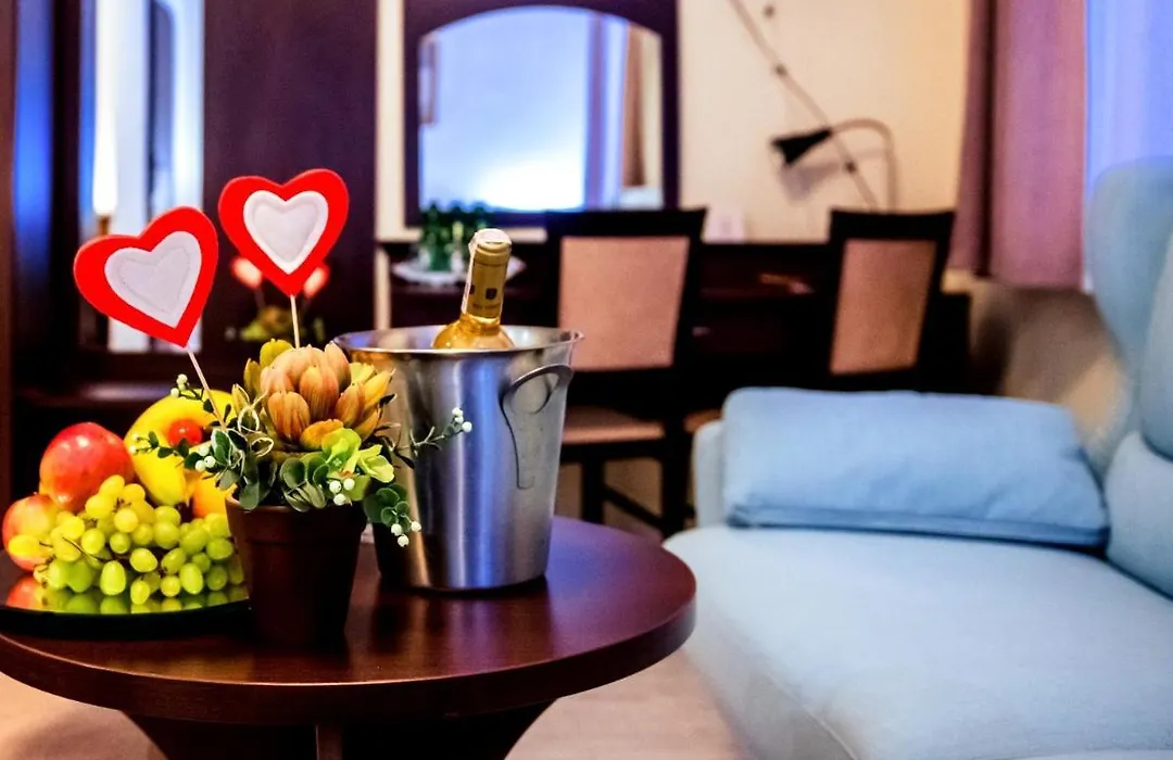 Hotel Feniks-1