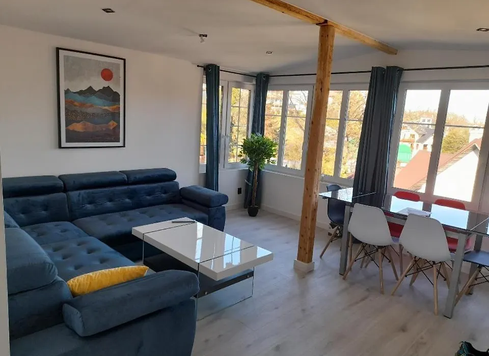 Apartament na zakręcie-1