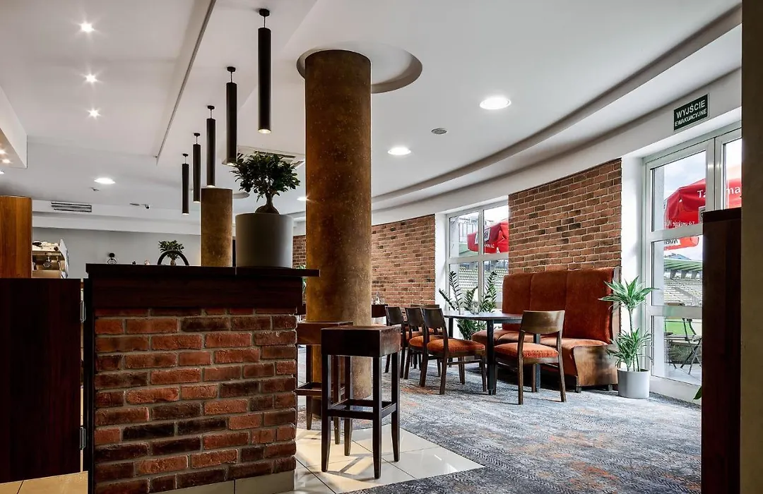 Hotel Anton By Dns-1