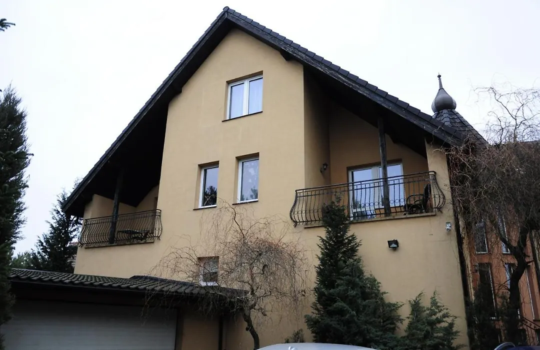 Zieliniec Poznań B&B-1