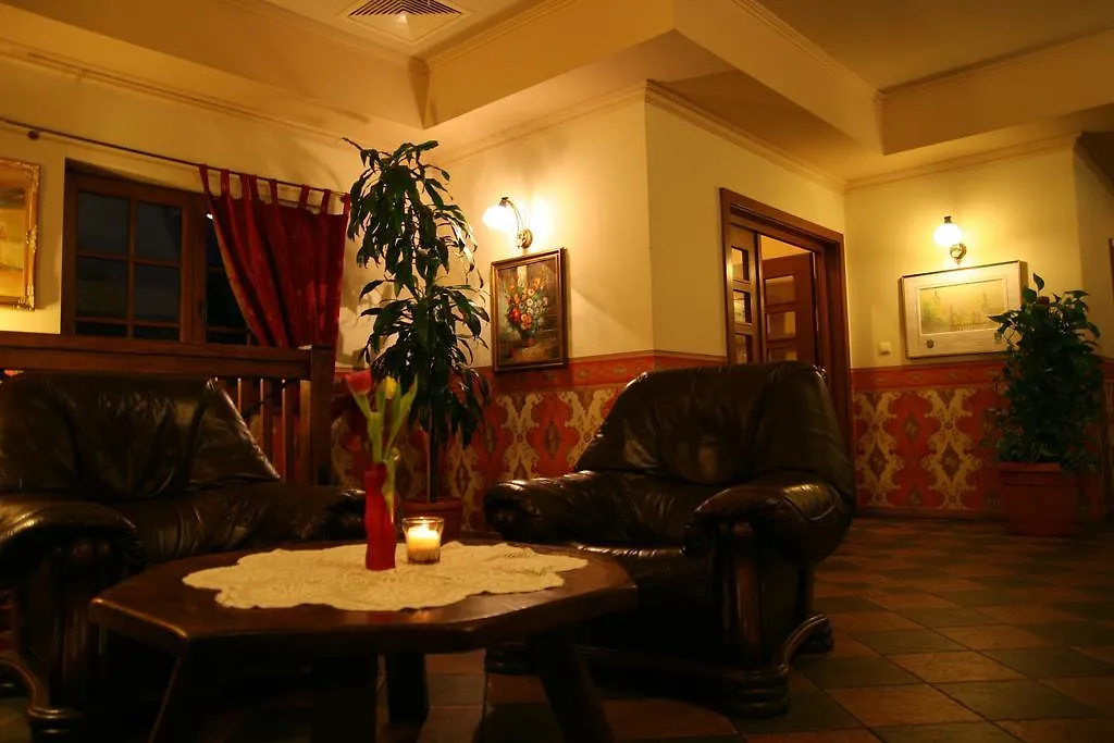 Hotel Karolinka-1