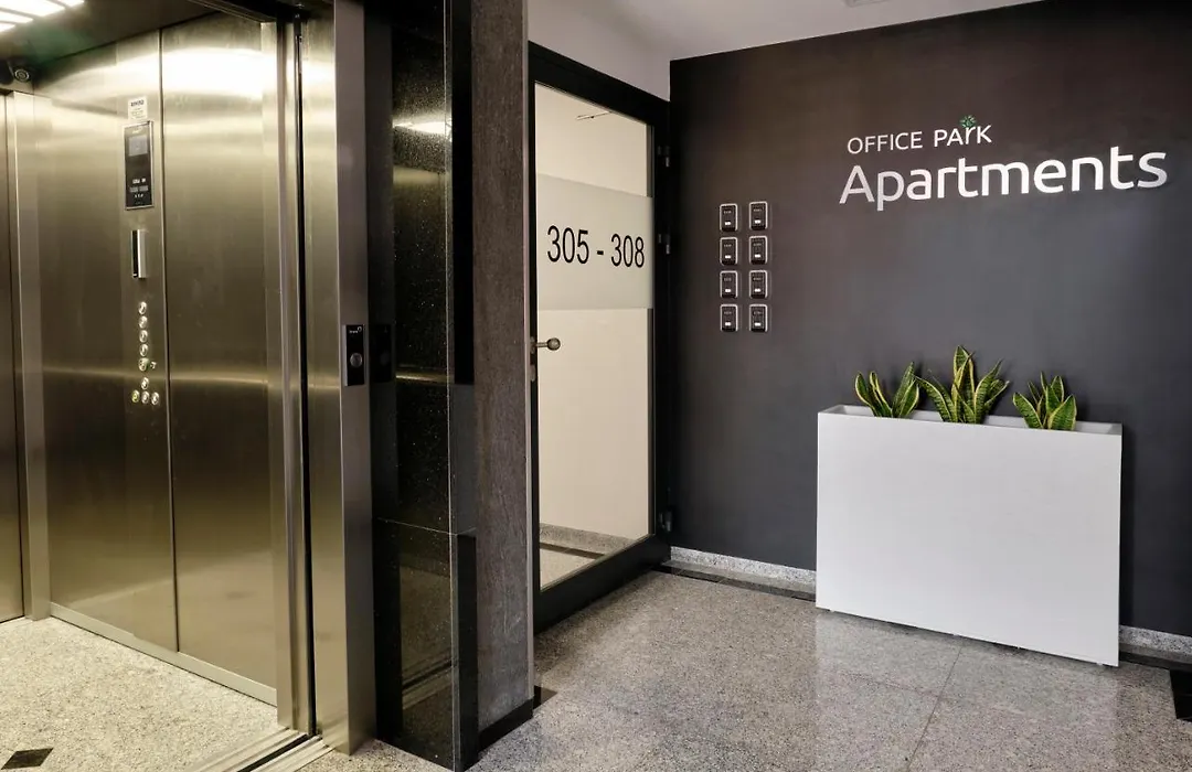 Office Park Aparthotel-1