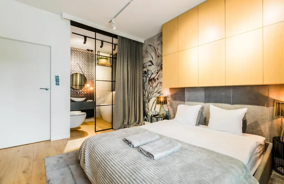 Apartament nad jeziorem Długim Leśna # 28-1