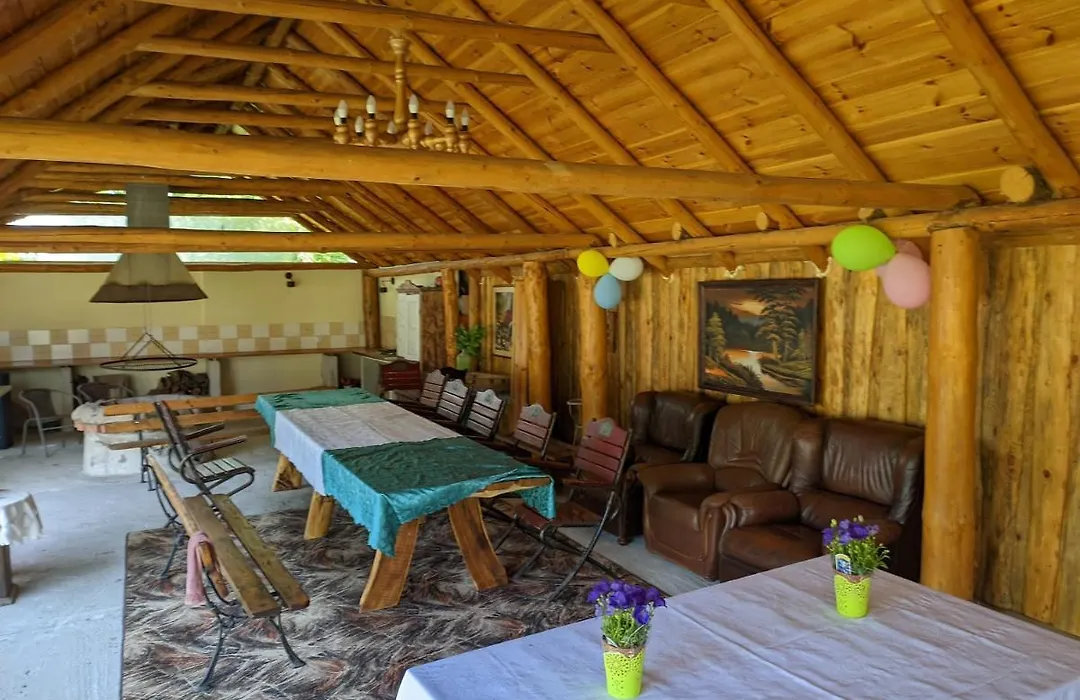 Pokoje Gościnne Leśny Zakątek-1