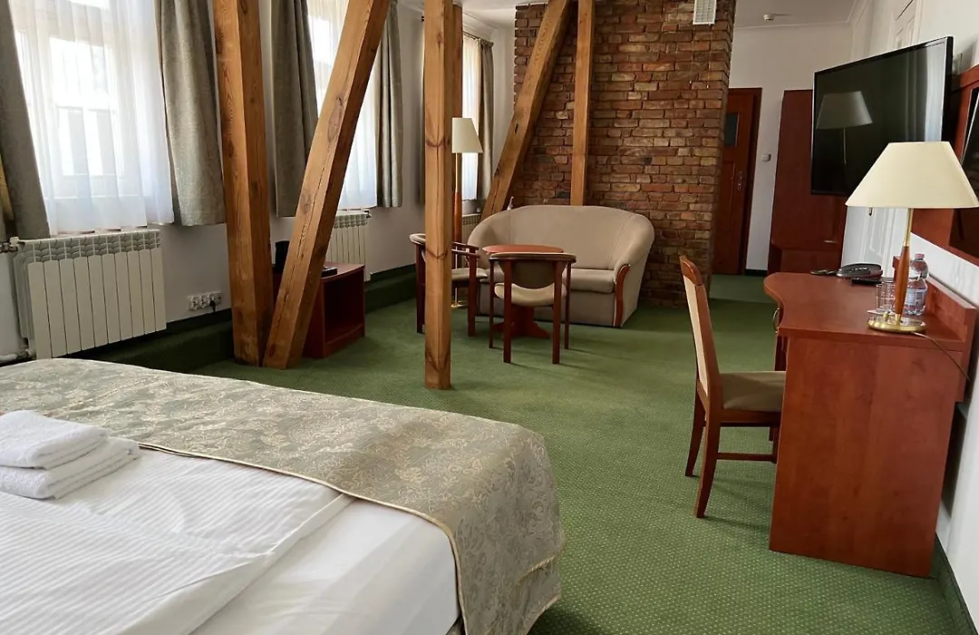 Hotel Wkra-1