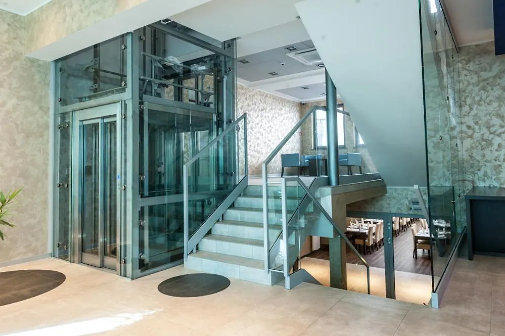 Hotel Lazur Spa & Conference-1