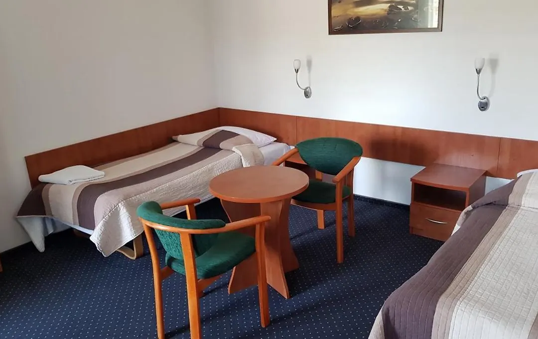 Hotel Alicja-1