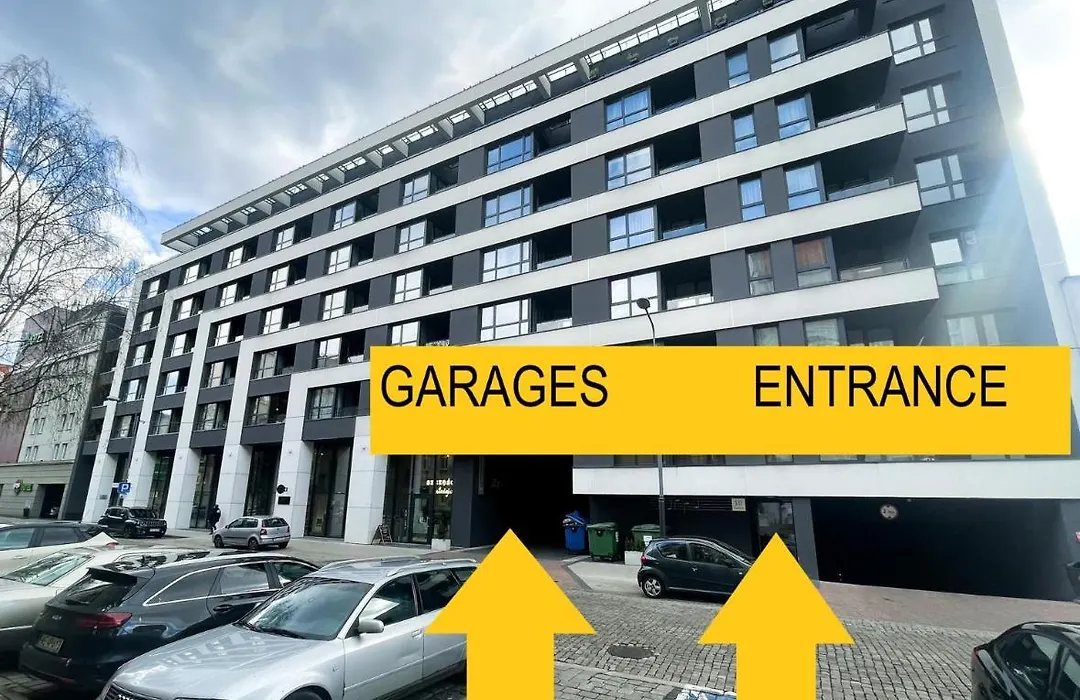 Urban Apartments Opolska 10 No 89 - Balcony - Air Condition - Rooftop Garden - Free Garage-1
