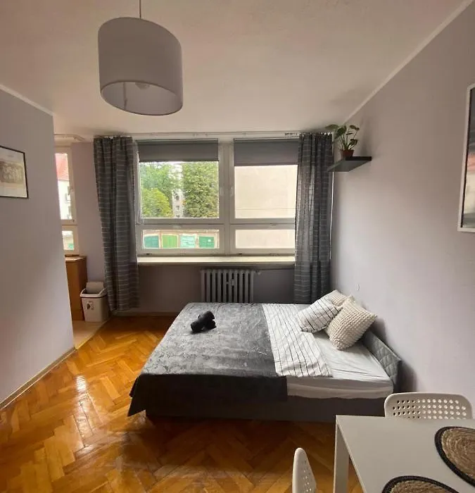 Night Host Matejki 4 Free Parking-1