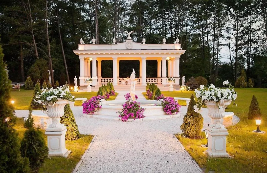 Pałacyk Otrębusy Business&Spa-1