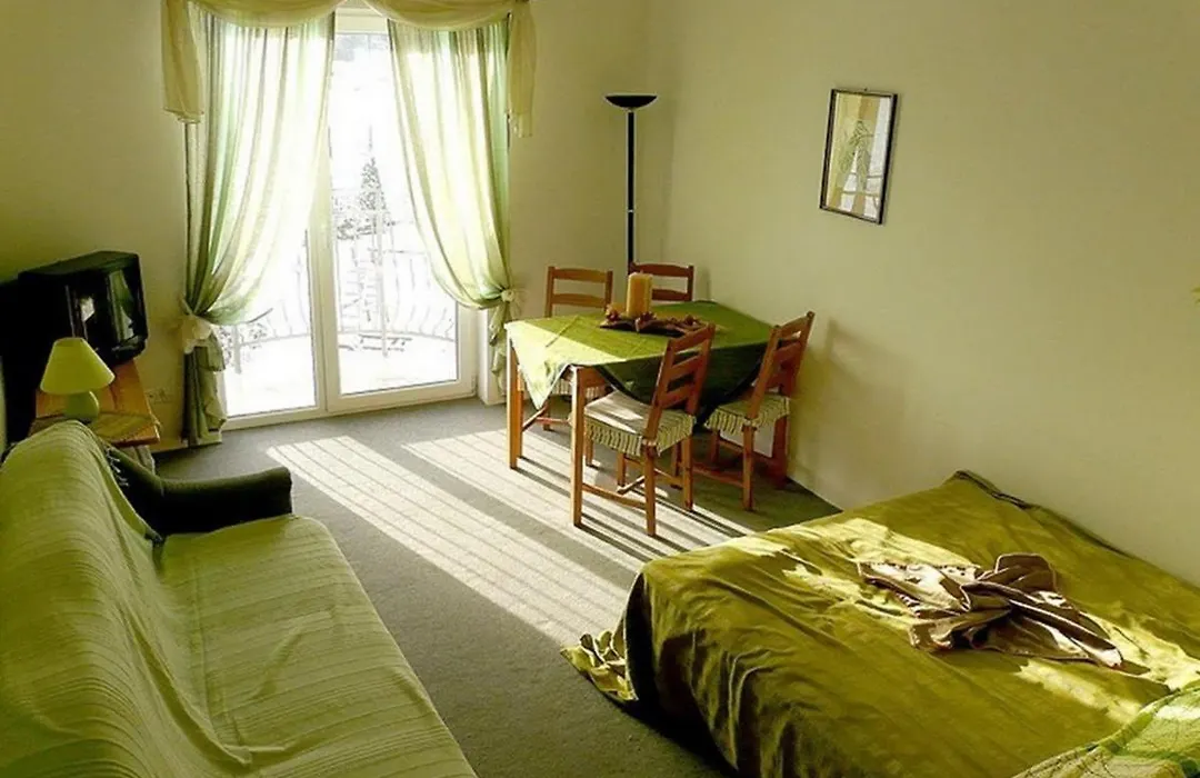 B&B Artemida-1