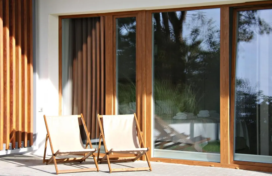 Let'S Sea - 2 Bedroom - Premium Baltic Apartment With Front Sea View Garden And Spa Access-1