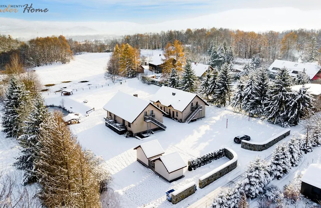 Apartamenty Czerwony Dworek-1