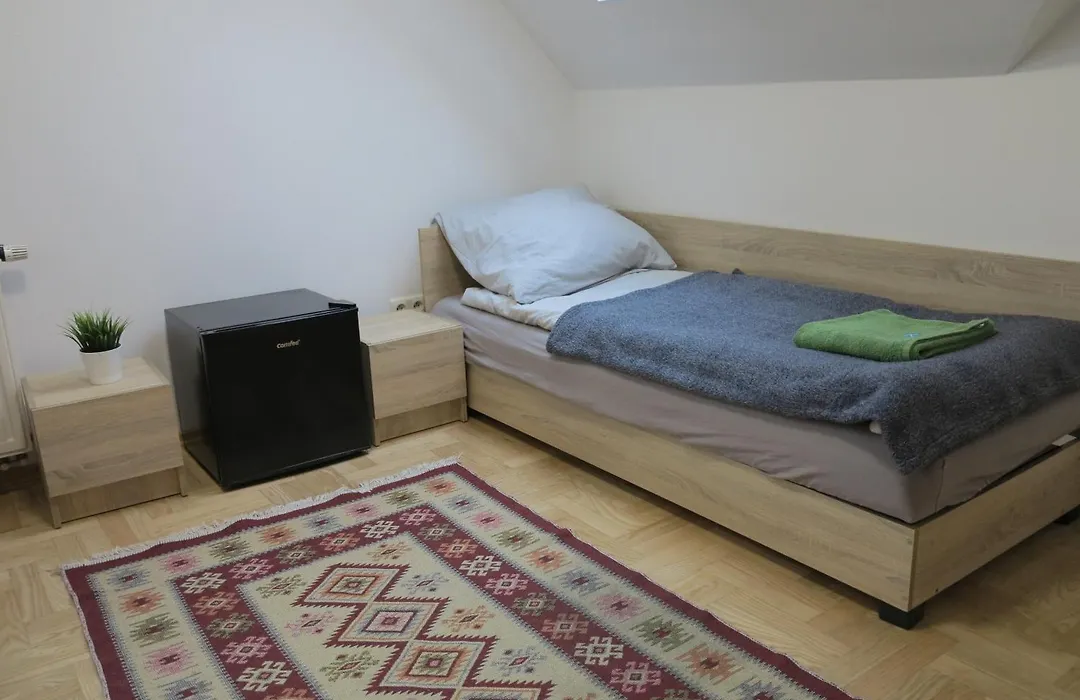 Airspot Balice-1