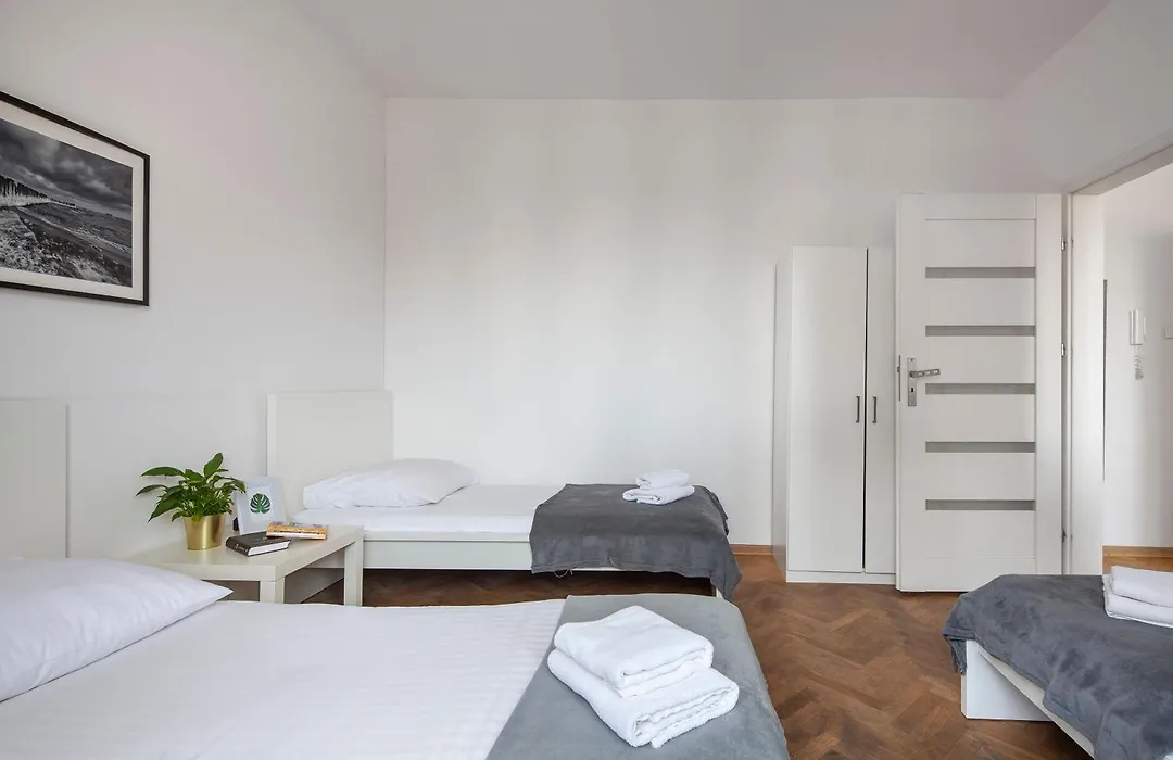 Sleepy3city Apartments 10 Lutego 23-1
