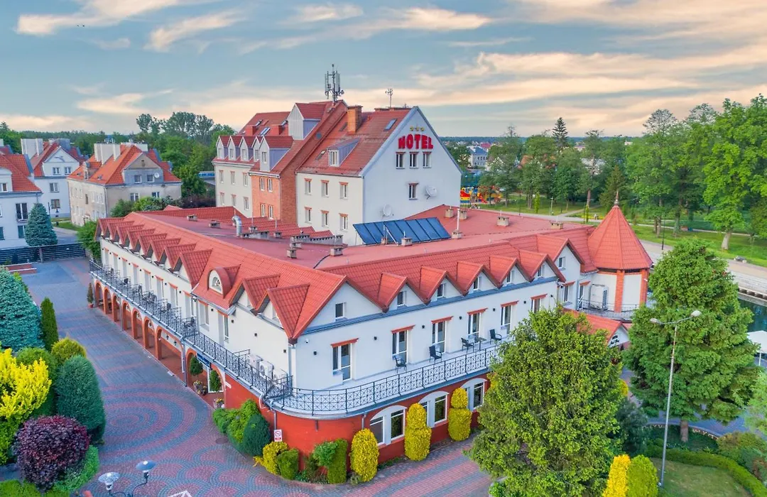 Hotel Nad Pisą-1