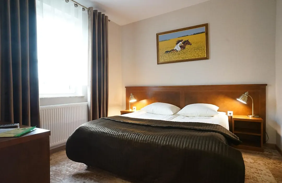 Hotel Alexandra-1