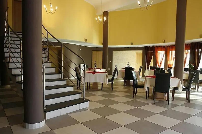 Hotel Sunny-1