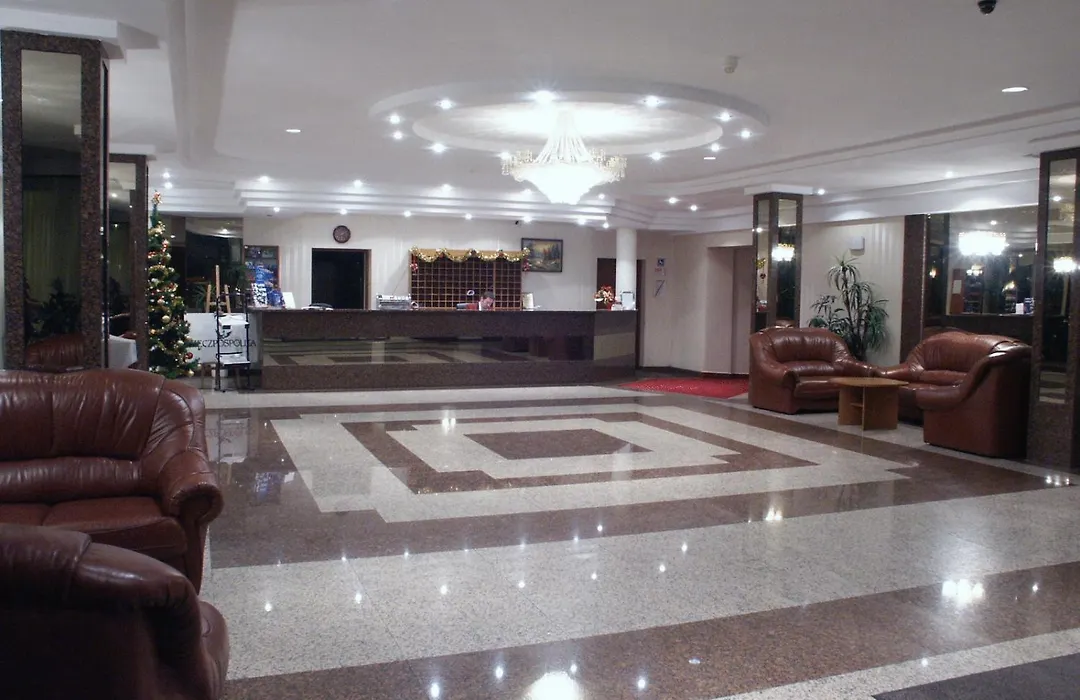 Hotel Ambasador Chojny-1