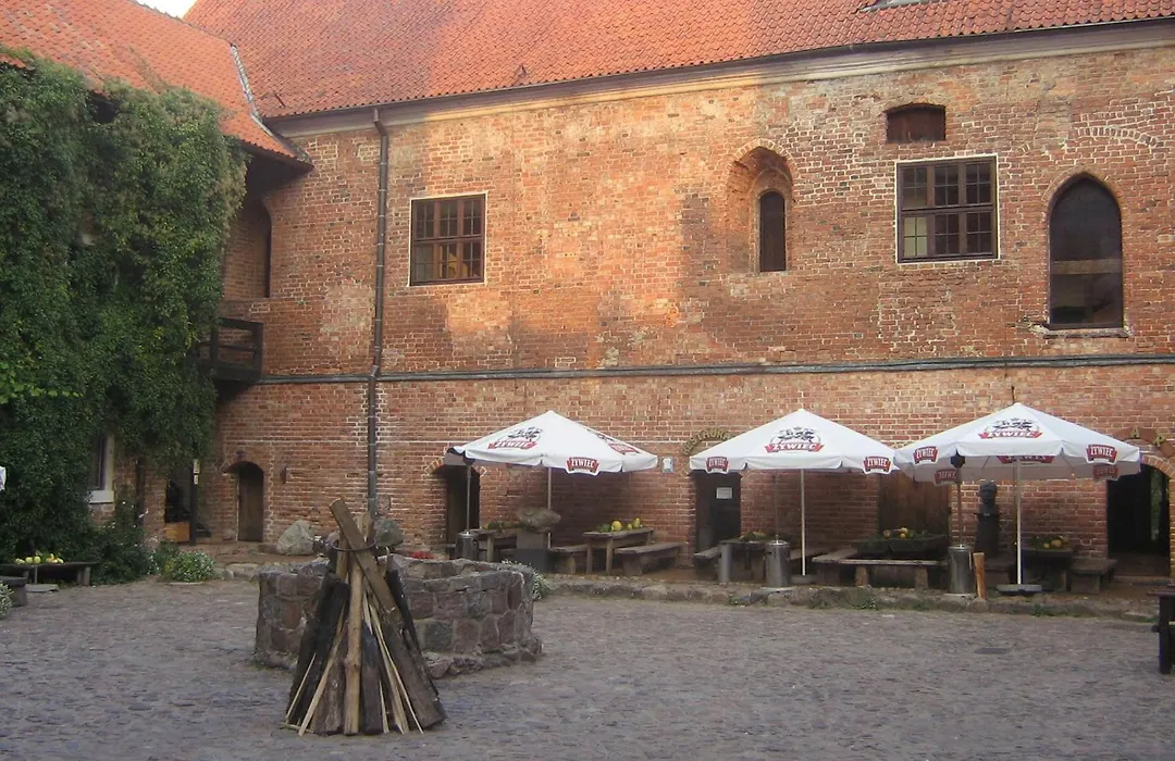 Zamek Reszel-1