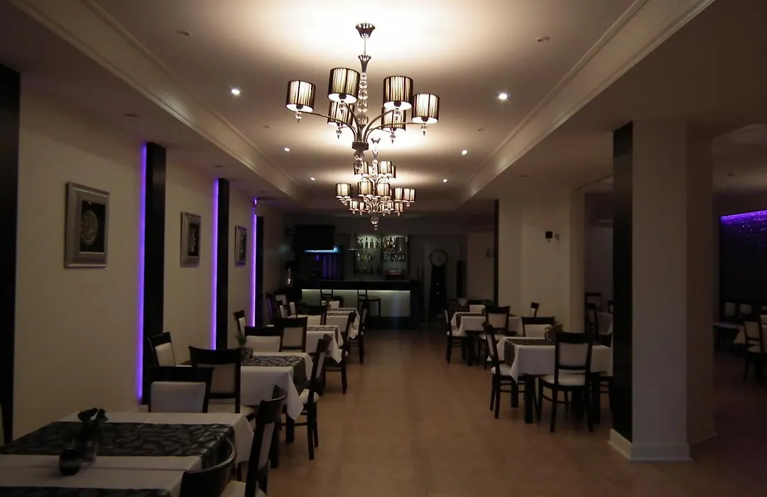 Hotel&Restauracja Glass-1