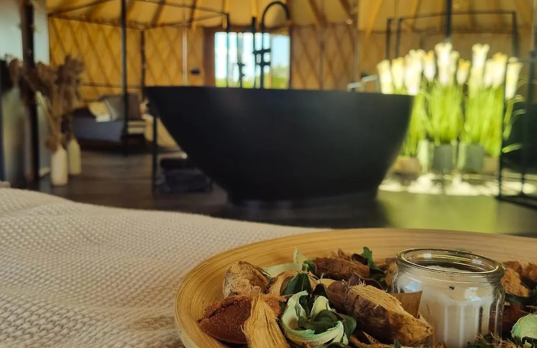 Jurty Glamping-1