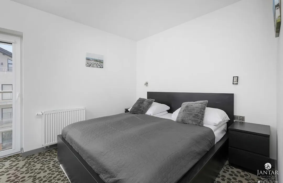Jantar Apartamenty - 5 Mórz Sianożęty-1