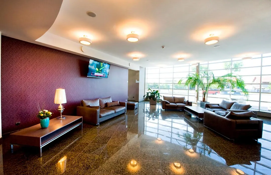 Hotel Symfonia Osjaków-1