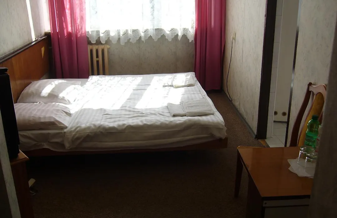 Karet Obiekt Hotelowy-1