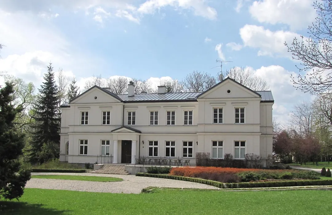 Biały Pałac Palczew-1