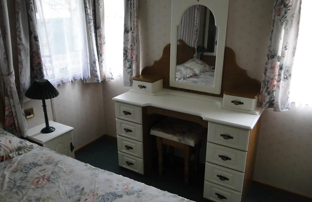 Lary Camping Homes - Domki Dabrowka-1