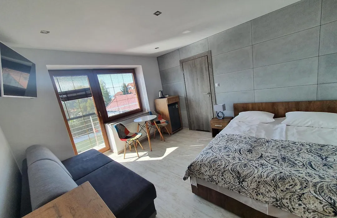 Holiday House-1