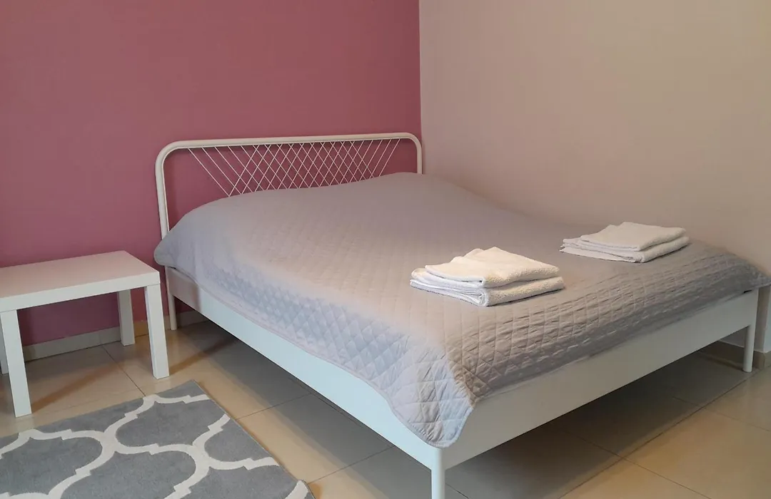 Pokoje Goscinne Apartamenty-1