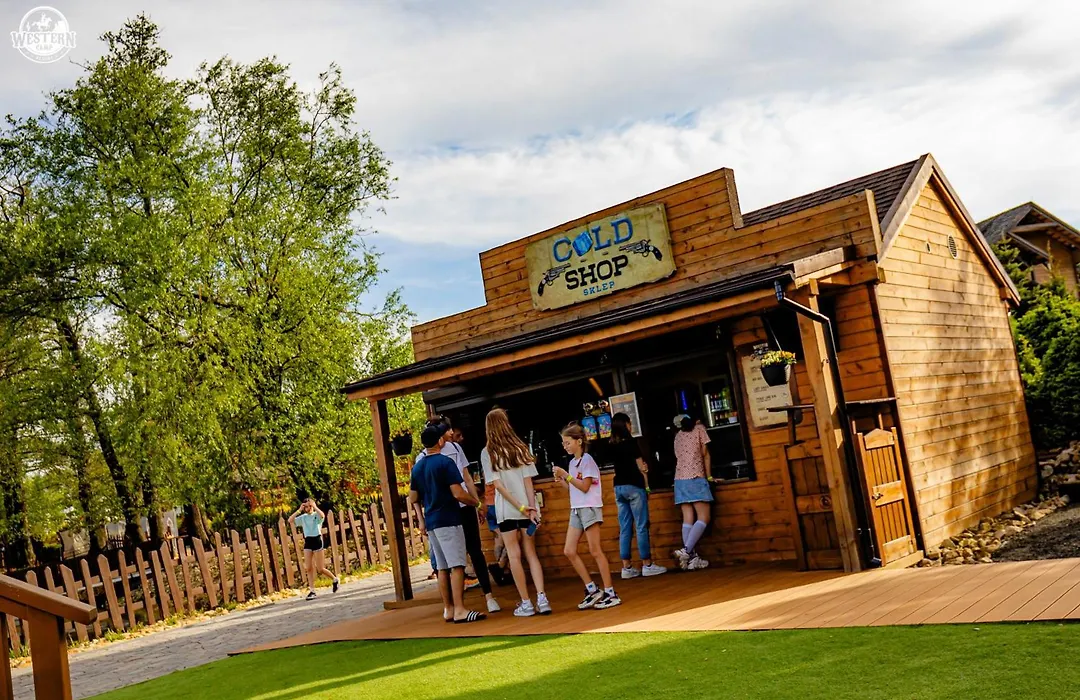 Western Camp Resort-1