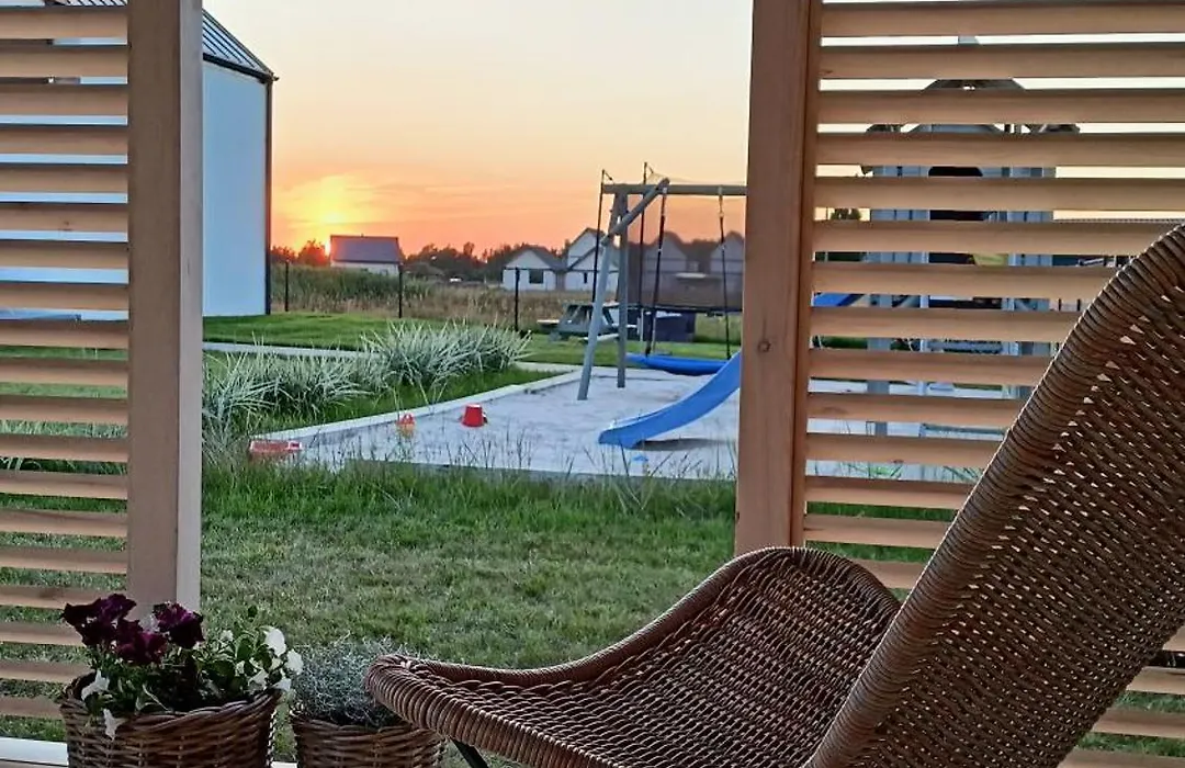 Slonce I Woda Domki Caloroczne, Podgrzewany Basen, Balia Z Jacuzzi, Starlink Internet, Klimatyzacja, Bezplatny Parking-1