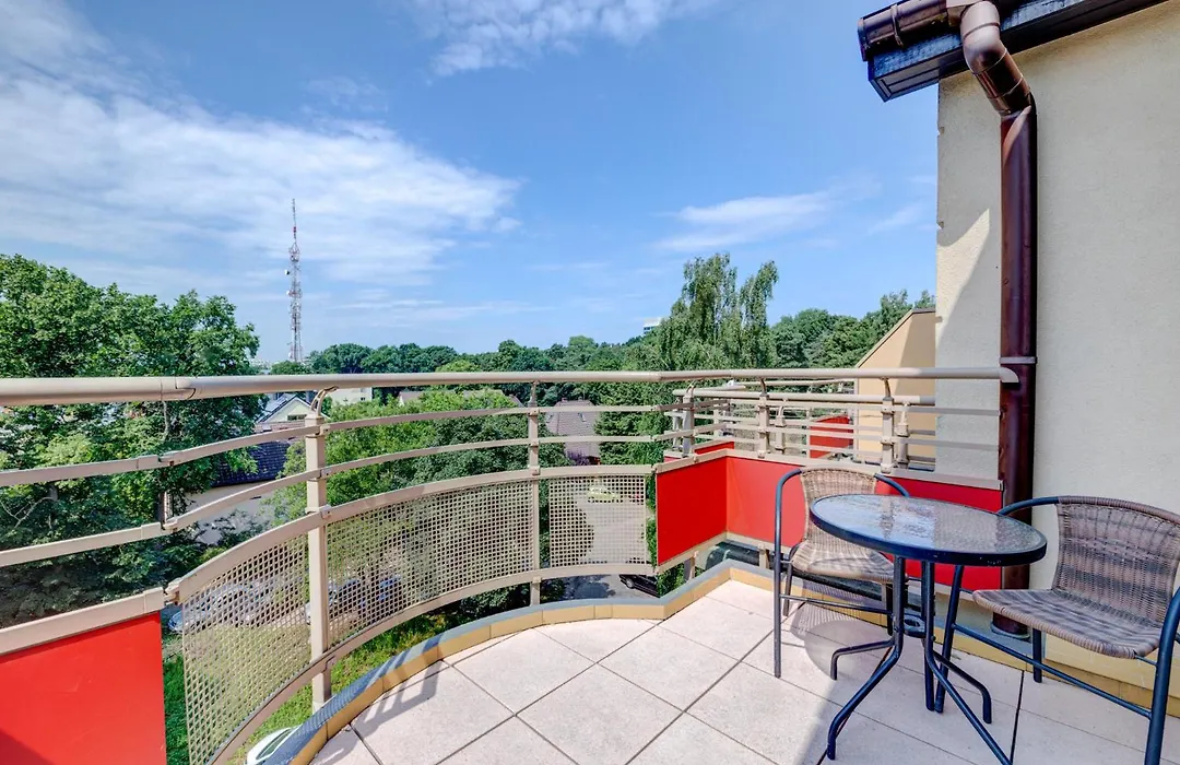 Apartamenty Zdrojowa-1