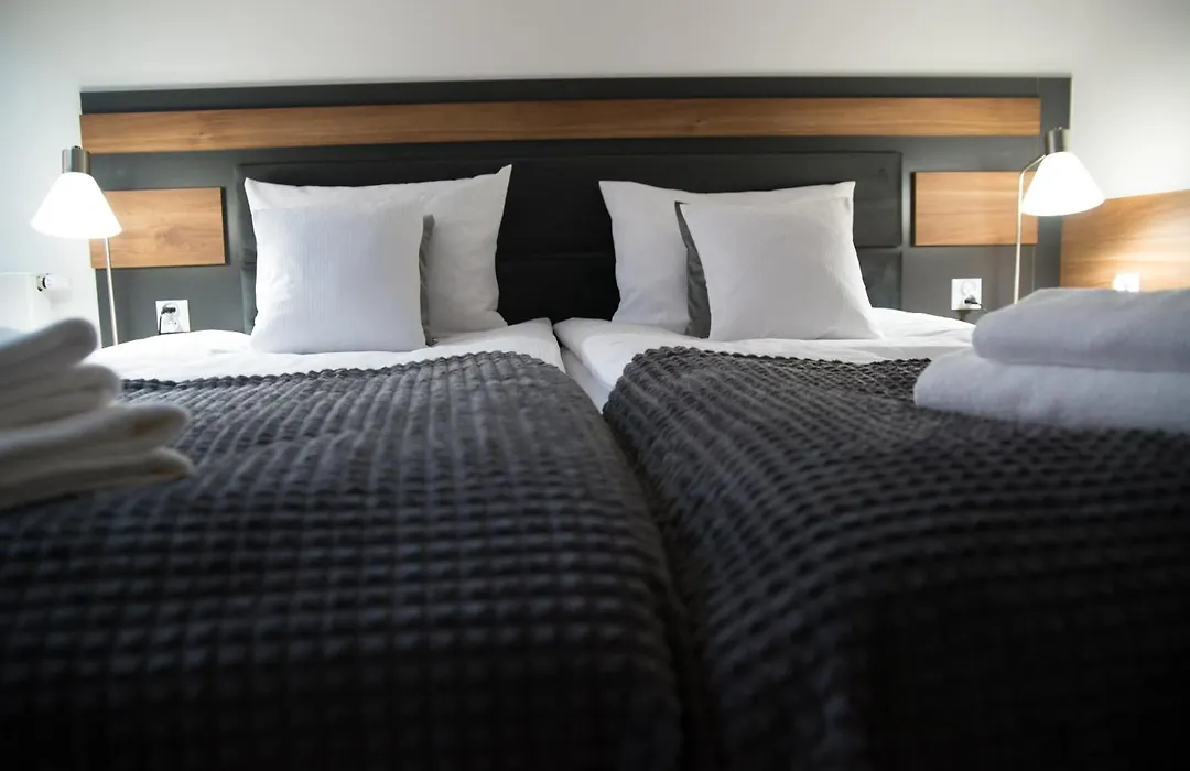 Hotel Sukcesor-1
