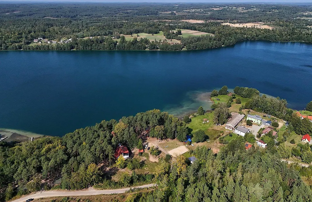 Instytut Wypoczynku - domki nad jeziorem Mausz-1
