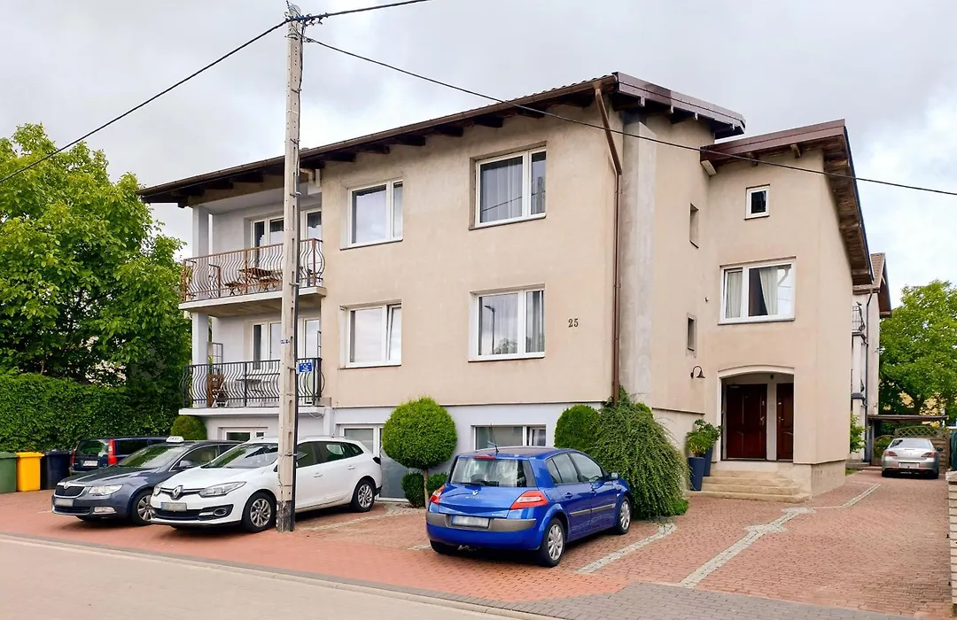 Cetniewo pokoje i apartamenty-1