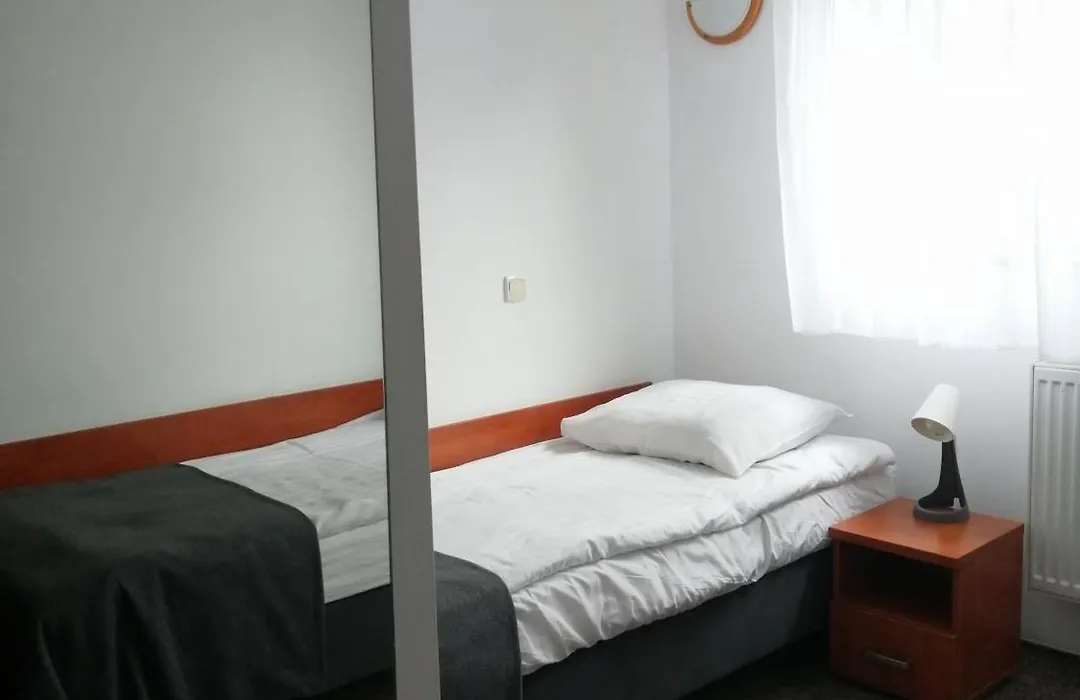 Hotel Dąbrowiak-1
